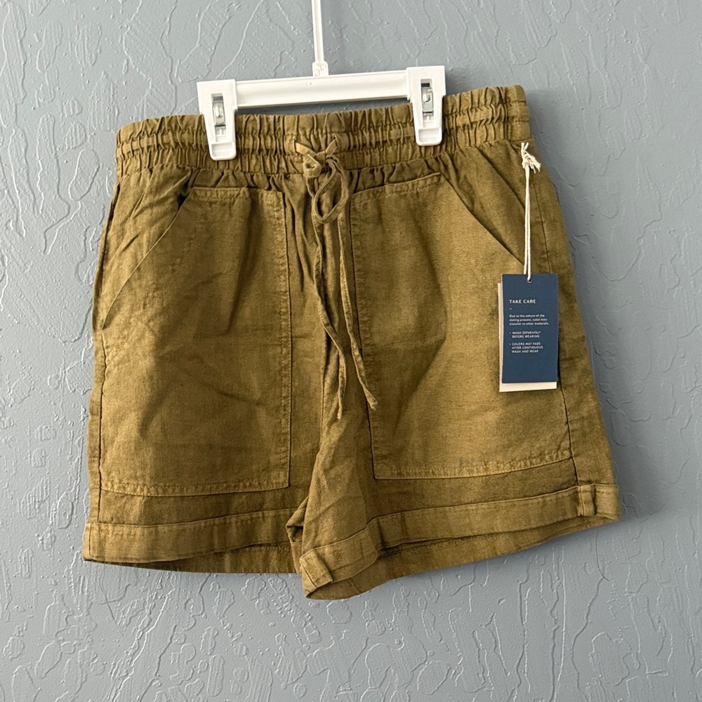 Universal Thread Olive Green Women's Shorts